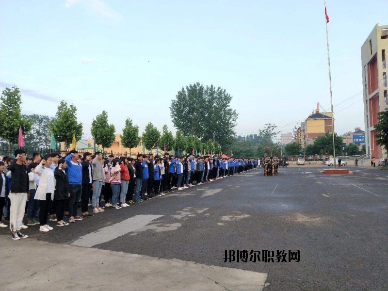 通許中等職業(yè)學(xué)校2021年報(bào)名條件、招生要求、招生對(duì)象