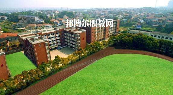 鄭州科技中等專業(yè)學(xué)校2021年報名條件、招生要求、招生對象