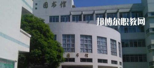百色市職業(yè)技術(shù)學校2020年報名條件、招生要求、招生對象 