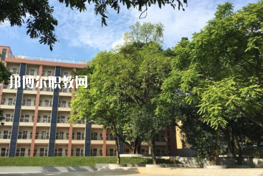 廣東省電子商務(wù)技師學(xué)院2020年報名條件、招生要求、招生對象