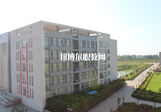 安徽六安技師學(xué)院2020年報名條件、招生要求、招生對象