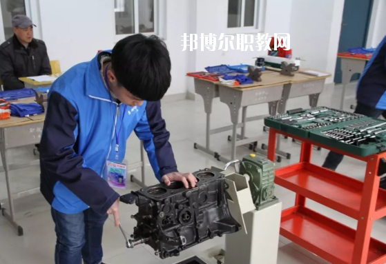 合肥市工程技術學校2020年報名條件、招生要求、招生對象