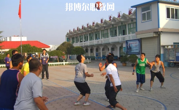 張家川縣阿拉伯語(yǔ)言學(xué)校2020年報(bào)名條件、招生要求、招生對(duì)象