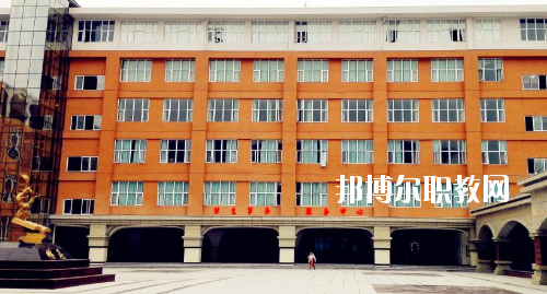 貴州護理職業(yè)技術(shù)學(xué)院(中職部)2020年報名條件、招生要求、招生對象