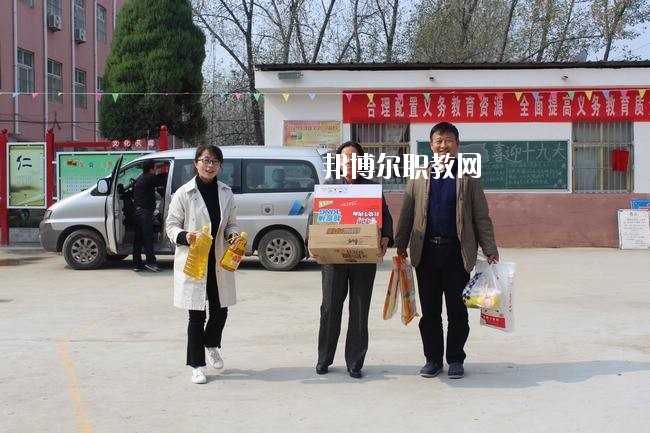 鄲城縣新城中等職業(yè)學校2021年報名條件、招生要求、招生對象