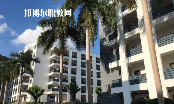 惠州財經(jīng)職業(yè)技術(shù)學(xué)校2020年報名條件、招生要求、招生對象