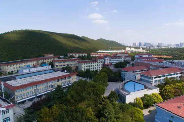 江蘇徐州財經(jīng)高等職業(yè)技術(shù)學校怎么樣、好不好