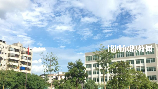 梅縣技工學(xué)校2020年報(bào)名條件、招生要求、招生對(duì)象
