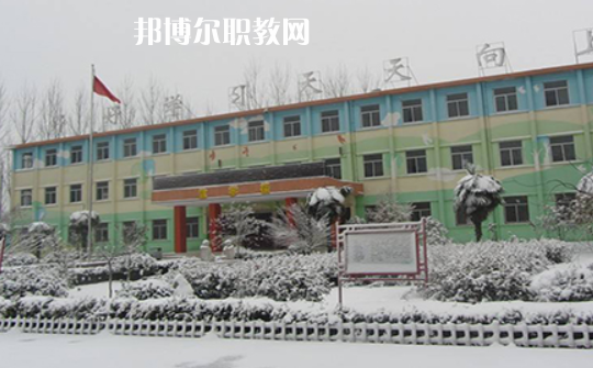 淮北市烈山區(qū)中等專業(yè)學(xué)校2020年報名條件、招生要求、招生對象