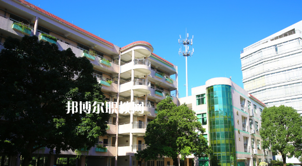 東莞經(jīng)濟(jì)貿(mào)易學(xué)校2020年學(xué)費、收費多少