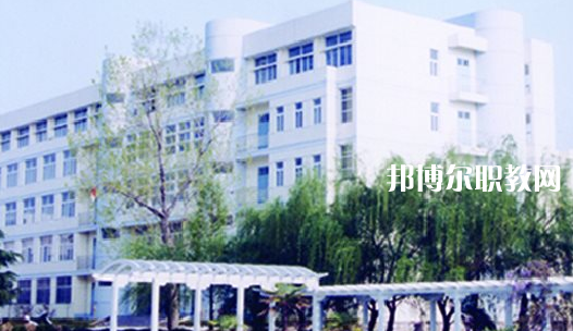 安慶市建筑工程學(xué)校2021年報(bào)名條件、招生要求、招生對(duì)象