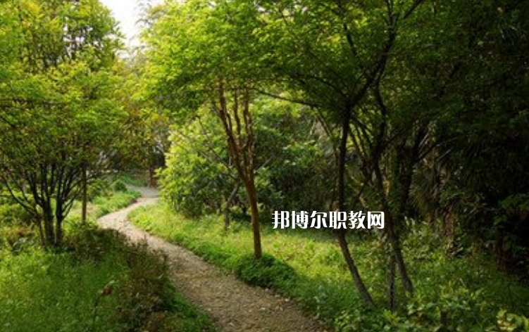 重慶船舶工業(yè)技工學(xué)校怎么樣、好不好