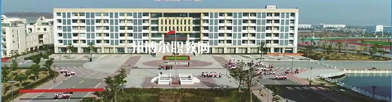 霍山職業(yè)學校2021年報名條件、招生要求、招生對象