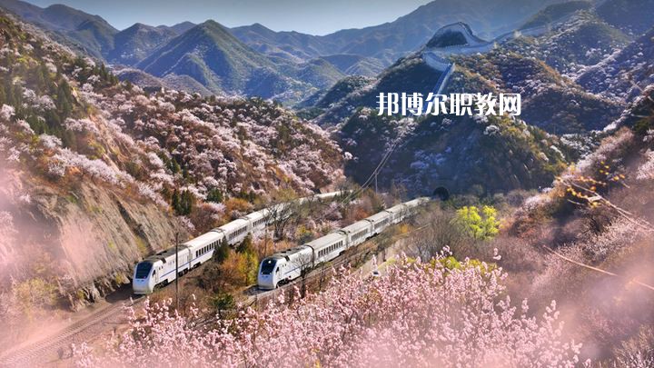 洛陽(yáng)商業(yè)職業(yè)中等專業(yè)學(xué)校怎么樣、好不好