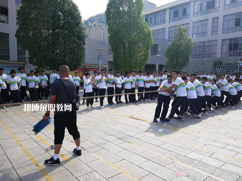 臨滄財(cái)貿(mào)學(xué)校2021年學(xué)費(fèi)、收費(fèi)多少