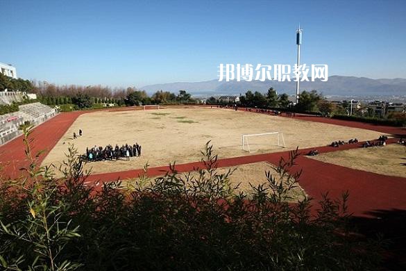 大理州財貿(mào)學(xué)校2021年報名條件、招生要求、招生對象