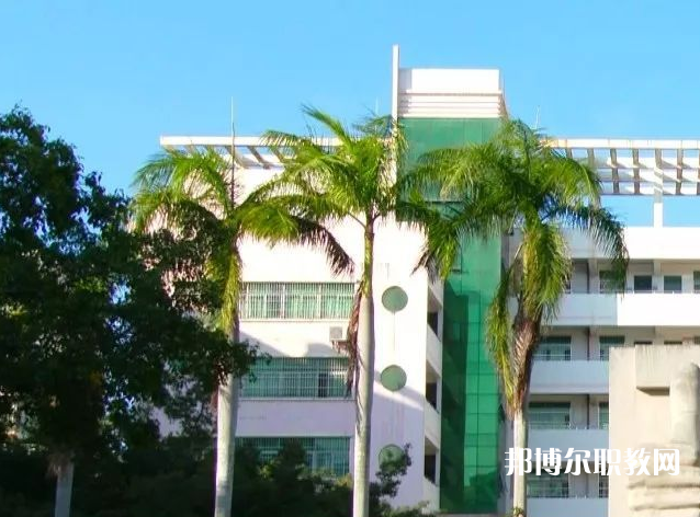 海南農(nóng)墾衛(wèi)生學(xué)校2021年報名條件、招生要求、招生對象