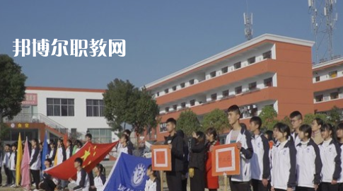 太湖縣技工學(xué)校2021年學(xué)費、收費多少