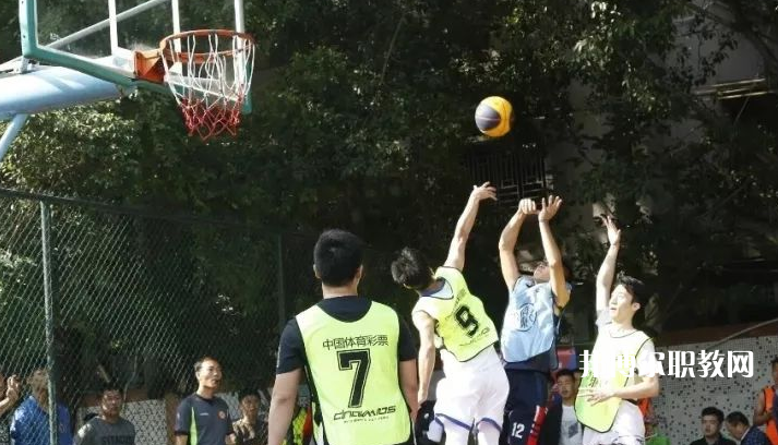 揭陽體育運動學(xué)校2022年報名條件、招生要求、招生對象