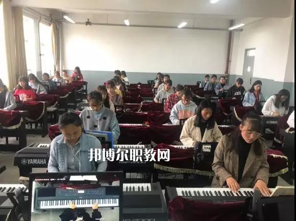 甘肅省臨夏州職業(yè)技術(shù)學(xué)校2022年報(bào)名條件、招生要求、招生對(duì)象