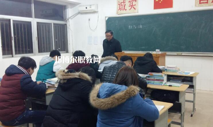 泰州市體育運(yùn)動(dòng)學(xué)校2022年報(bào)名條件、招生要求、招生對(duì)象