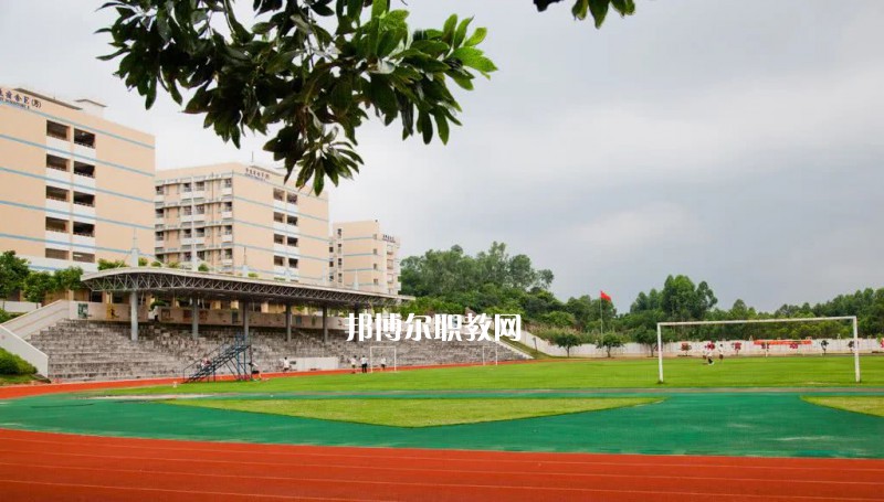 重慶航運旅游學(xué)校2022年報名條件、招生要求、招生對象 