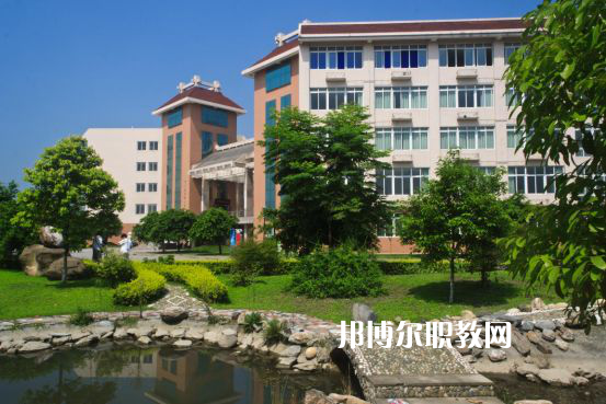 重慶五里店職業(yè)中學(xué)2022年報(bào)名條件、招生要求、招生對(duì)象 
