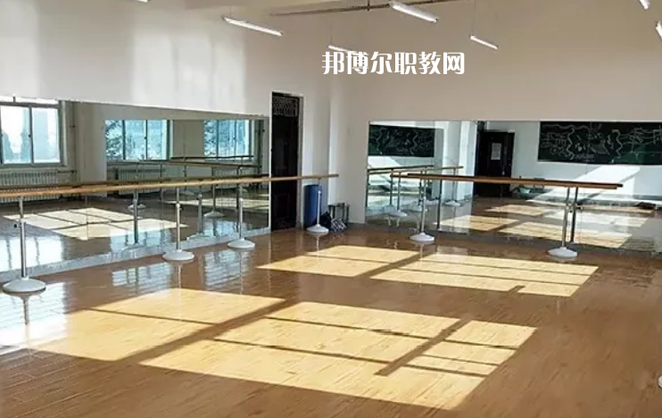 甘肅東方航空高鐵學(xué)校2022年報名條件、招生要求、招生對象 