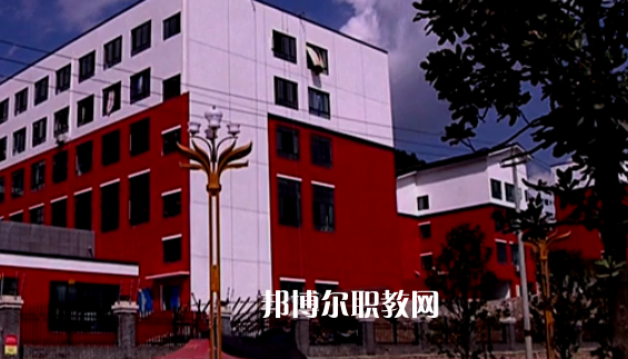 貴州鳳岡縣中等職業(yè)學(xué)校2022年報名條件、招生要求、招生對象