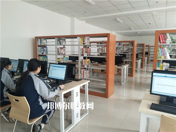 廊坊電子信息工程學(xué)校2022年報名條件、招生要求、招生對象