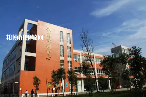 四川德陽黃許職業(yè)中專學(xué)校2022年報名條件、招生對象、招生要求