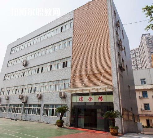 重慶工業(yè)學(xué)校2022年報(bào)名條件、招生要求、招生對(duì)象