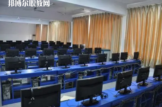 四川省信息通信學(xué)校2022年報(bào)名條件、招生對象、招生要求
