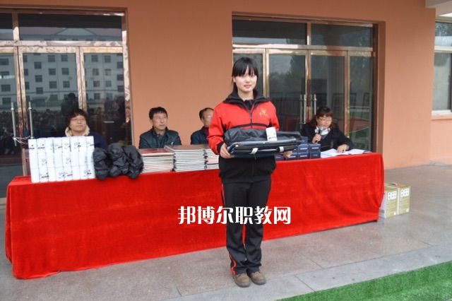 秦皇島奇石藝術(shù)學(xué)校2022年報(bào)名條件、招生要求、招生對(duì)象