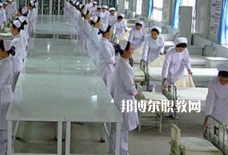 甘肅省中醫(yī)學(xué)校2022年報(bào)名條件、招生要求、招生對(duì)象