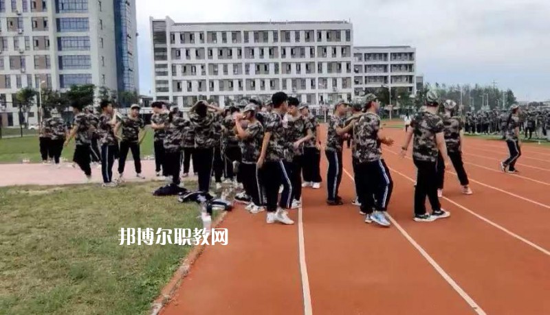 淮安工業(yè)中等專業(yè)學(xué)校2022年報(bào)名條件、招生要求、招生對象