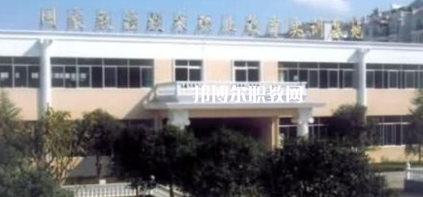 四川聯(lián)合經(jīng)濟學校學校怎么樣、好不好