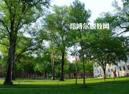 保定市蓮池區(qū)職教中心2022年報(bào)名條件、招生要求、招生對(duì)象