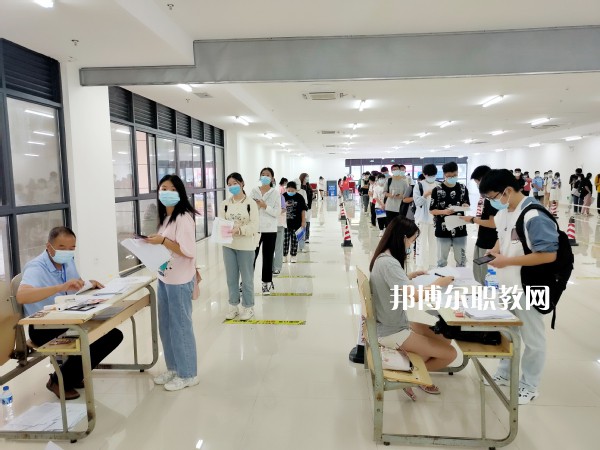 六安市職業(yè)學校(中專部)怎么樣、好不好
