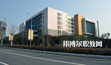 重慶合川職業(yè)教育中心2022年報名條件、招生要求、招生對象