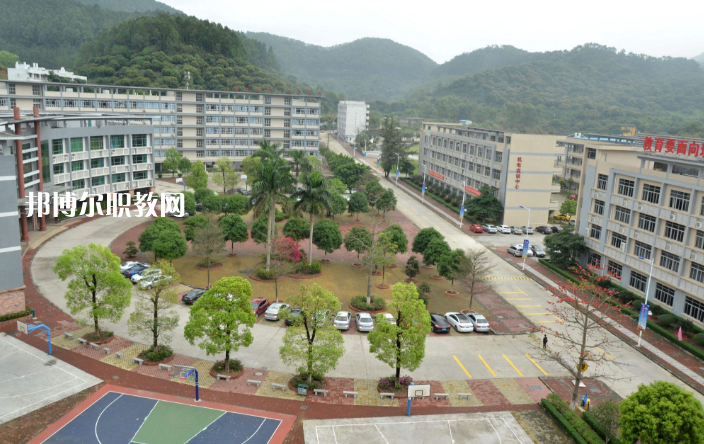 廣州市增城衛(wèi)生職業(yè)技術學校2022年報名條件、招生要求、招生對象