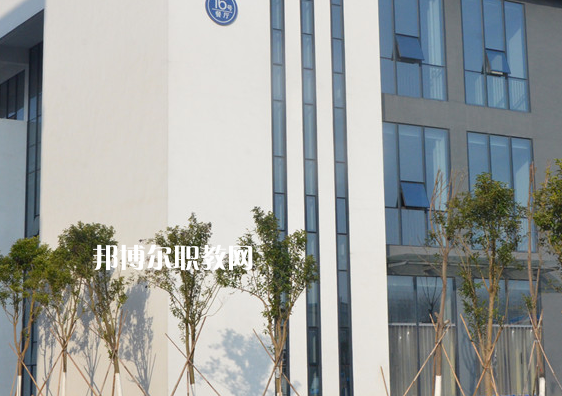 江蘇東臺中等專業(yè)學校2022年報名條件、招生要求、招生對象