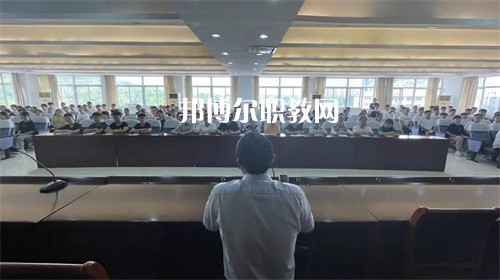 江蘇潤(rùn)州中等專(zhuān)業(yè)學(xué)校2022年招生辦聯(lián)系電話