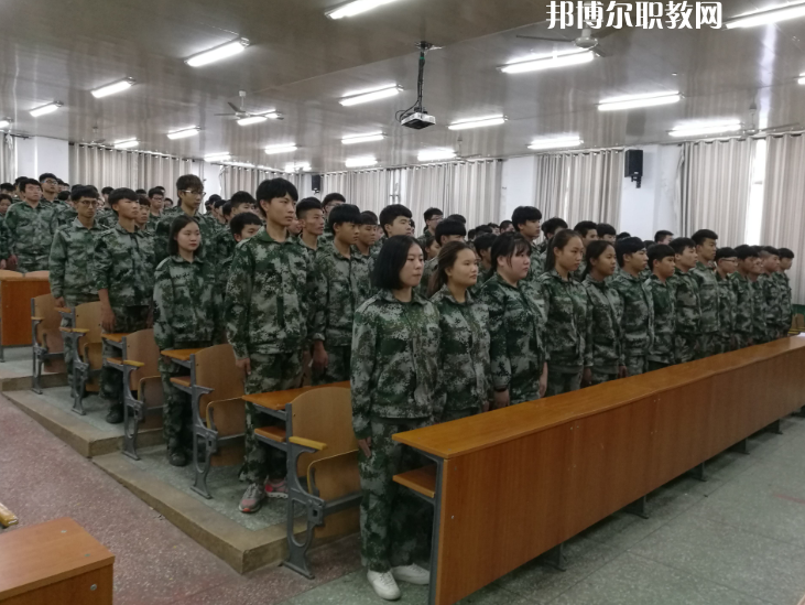 河北軌道交通中等專業(yè)學(xué)校2022年報(bào)名條件、招生要求、招生對象