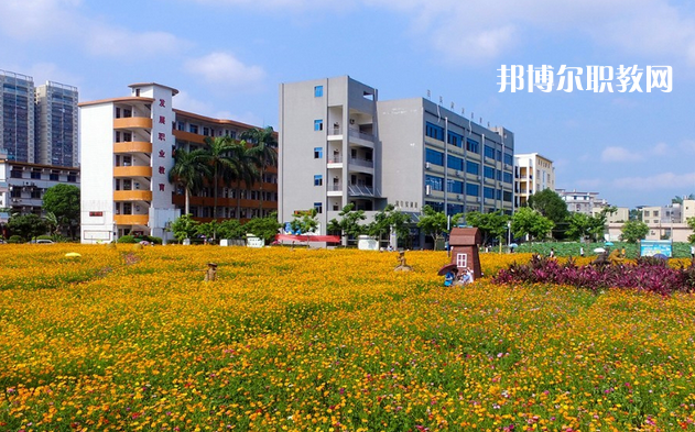 廣西欽州農(nóng)業(yè)學(xué)校2022年報(bào)名條件、招生要求、招生對(duì)象