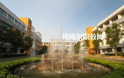 淮安文化藝術(shù)學校2022年報名條件、招生要求、招生對象
