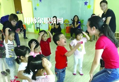 河北省青縣幼兒師范學(xué)校2022年報(bào)名條件、招生要求、招生對(duì)象