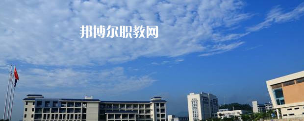 惠州東江職業(yè)技術學校2022年報名條件、招生要求、招生對象