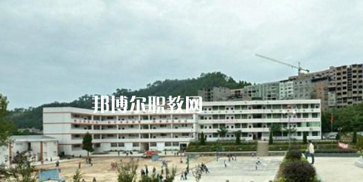 平昌筆山職業(yè)中學2022年報名條件、招生要求、招生對象