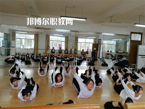 黃山炎培職業(yè)學(xué)校2022年報名條件、招生要求、招生對象